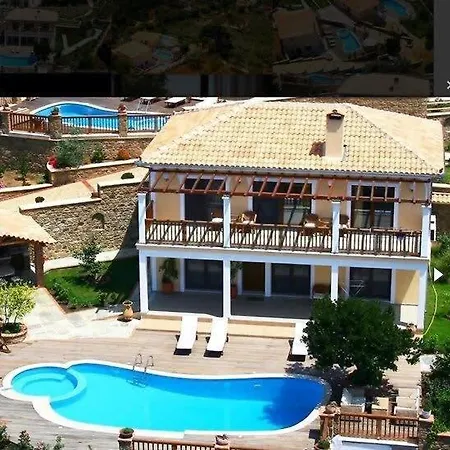 Luxury Nefeli In Skiathos Featuring An Exclusive Private Pool Oasis Βίλα Τρούλος